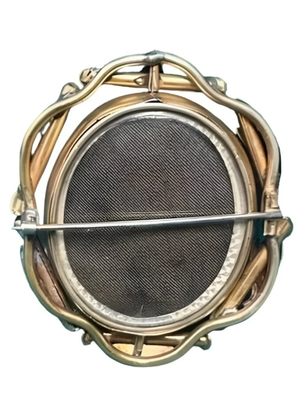 Victorian Era Sardonyx Shell Cameo Brooch With Erato The Muse Gold Frame Locket